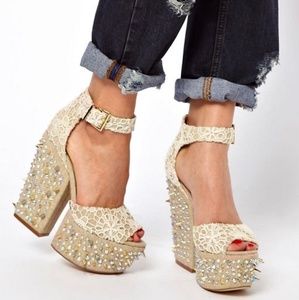 Sz 6 asos hyper platforms